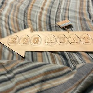 NWT wooden egg hunt sign that can be decorated